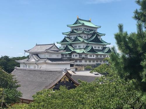 東南隅櫓から名古屋城天守1